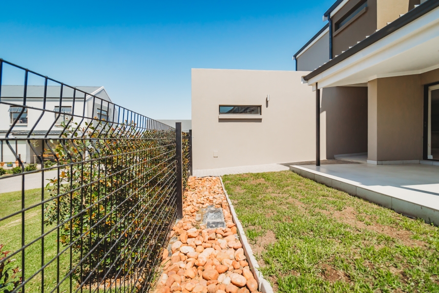 3 Bedroom Property for Sale in Kraaibosch Park Western Cape